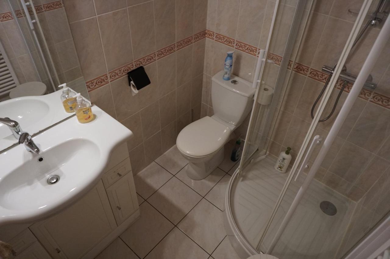 Chambres D'Hotes Kerioret Izella Kerlaz Екстериор снимка
